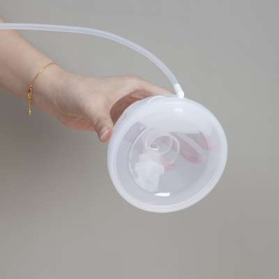 Trend design food grade hands free reusable wearable milk collection cup breast pump accessories